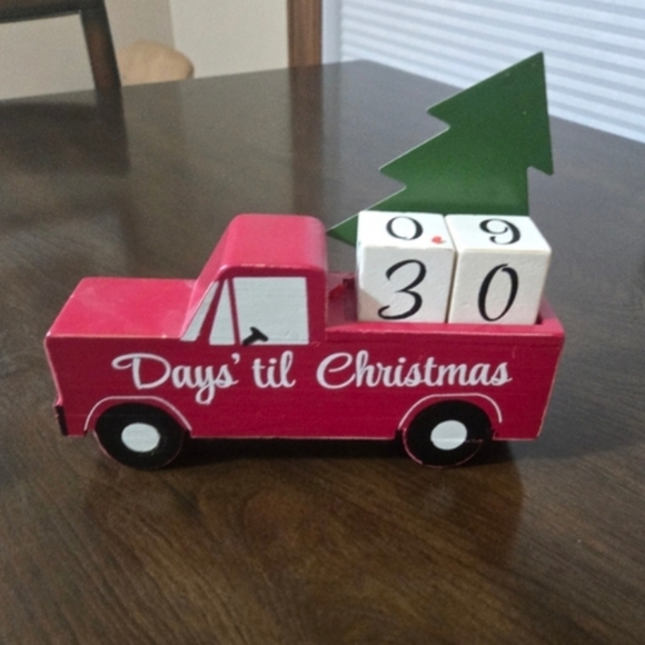 Christmas truck countdown - Picture 1 of 2